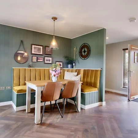 Holiday home Woodhouse *