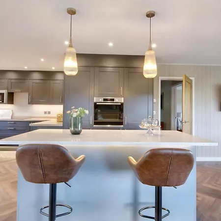 Woodhouse Holiday home *
